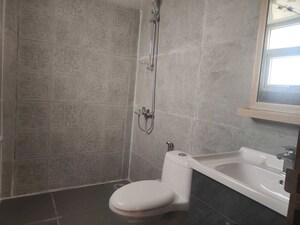 Bathroom in 3 BHK Builder Floor at Sector 21 – for Rent