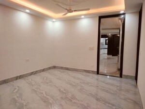 Room in 2 BHK Builder Floor at Palm Residency Chhatarpur, Chattarpur – for Rent