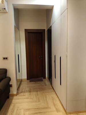 Room in 4 BHK Builder Floor at Sector 21 – for Rent