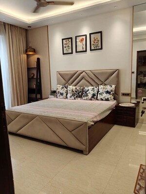 4 BHK Builder Floor For Rent in Sector 21