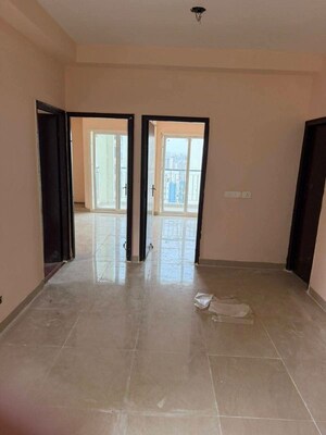 2 BHK Apartment For Rent in Amrapali Verona Heights, Tech Zone 4 Greater Noida