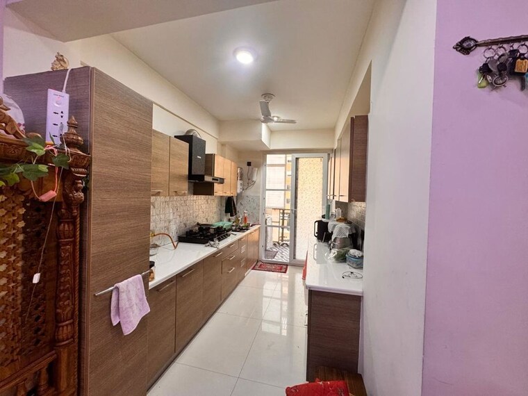 Kitchen, sector 23 3 Bedroom 1600 Sq.Ft. Builder Floor In Sector 23 Gurgaon 10698407