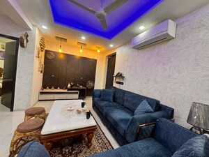 Living Room in 3 BHK Builder Floor at Sector 23 – for Rent