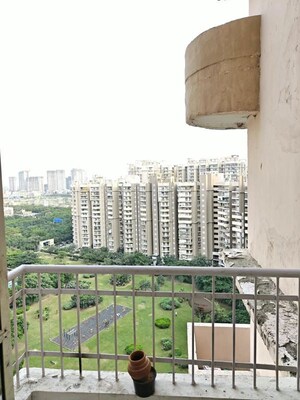 3 BHK Apartment For Rent in Supertech Cape Town, Sector 74