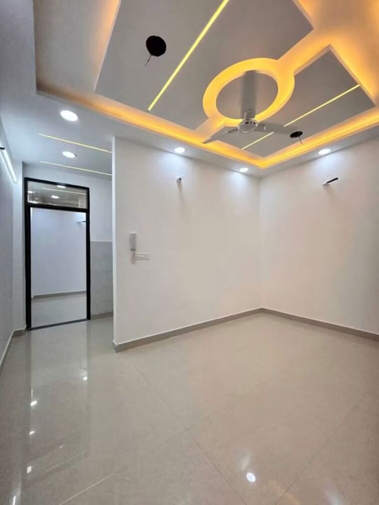Room, uttam nagar 4 Bedroom 455 Sq.Ft. Independent House In Uttam Nagar Delhi 10698410