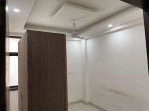 Room in 2 BHK Builder Floor at Palm Residency Chhatarpur, Chattarpur – for Rent