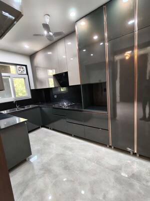 Kitchen in 3 BHK Builder Floor at Sector 57 – for Sale