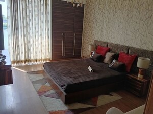 3 BHK Builder Floor For Rent in Sector 21
