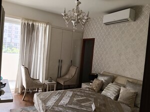 Living Room in 3 BHK Builder Floor at Sector 21 – for Rent