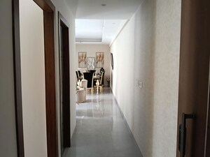 Building Lobby in 3 BHK Builder Floor at Sector 21 – for Rent