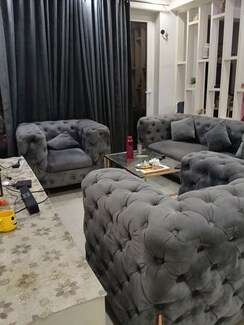 2 BHK +Builder Floor For Rent in Sector 21