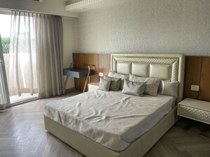 Bedroom in 2 BHK Builder Floor at Sector 22 – for Rent