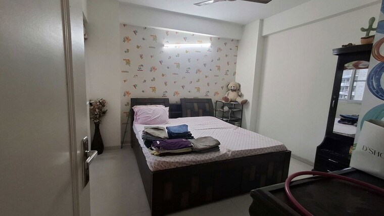 Bedroom, sector 21 2 Bedroom 1200 Sq.Ft. Builder Floor In Sector 21 Gurgaon 10698466
