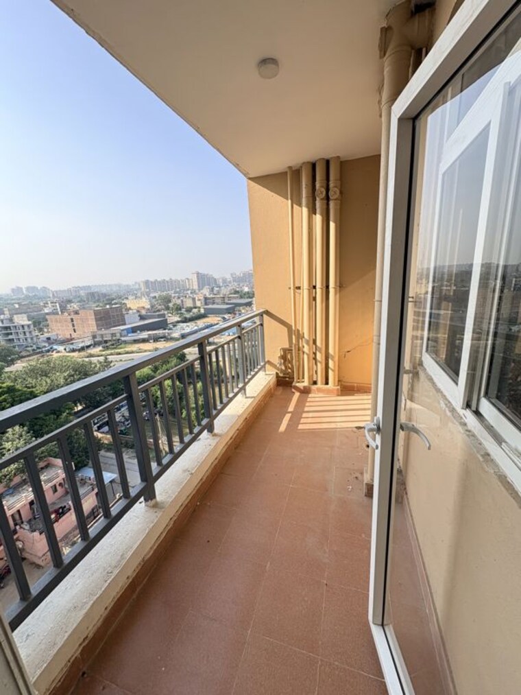 Balcony, landmark-the-homes-81 2.5 Bedroom 645 Sq.Ft. Apartment In Sector 81 Gurgaon 10698472