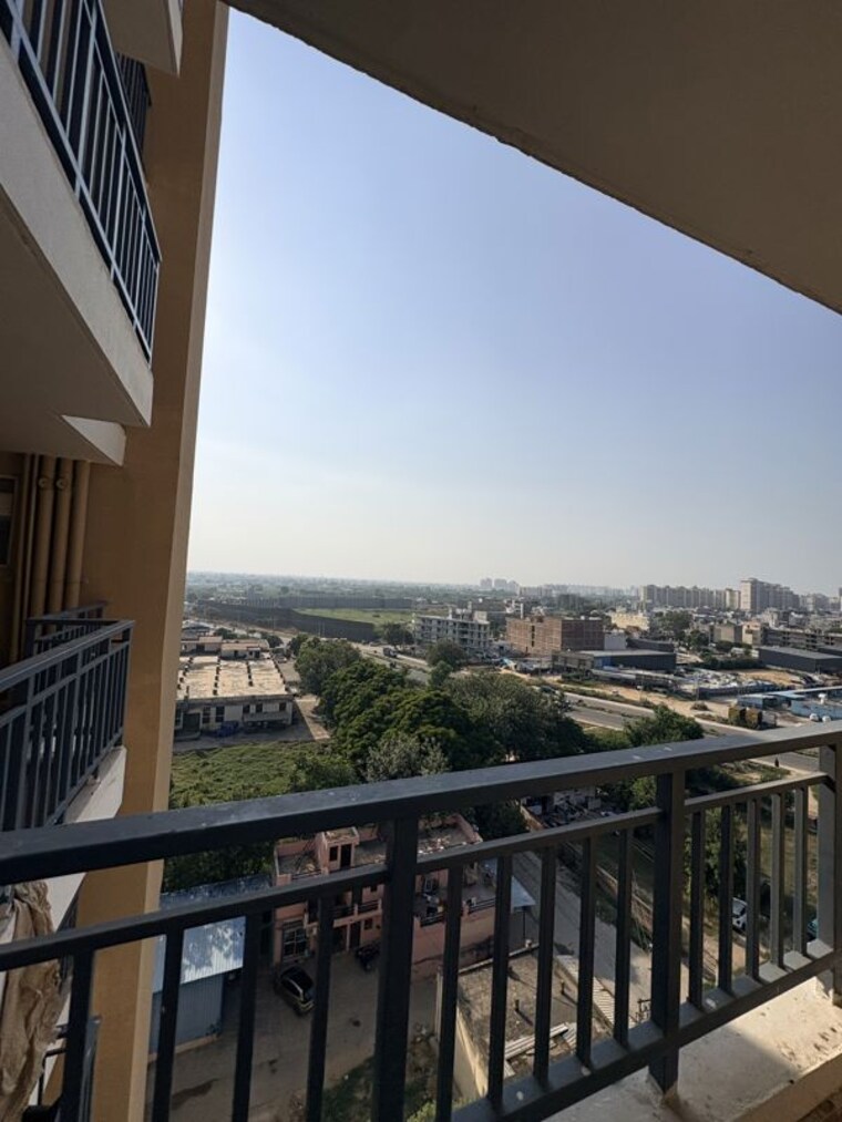 Balcony, landmark-the-homes-81 2.5 Bedroom 645 Sq.Ft. Apartment In Sector 81 Gurgaon 10698472