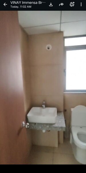 Furnished Amenities in 3 BHK Apartment at Kalpataru Immensa, Kolshet Road – for Rent