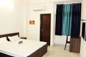  Pg For Rent in Saraswati Vihar