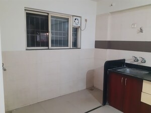 Room in 2 BHK Apartment at Uttam Townscapes, Yerawada – for Rent