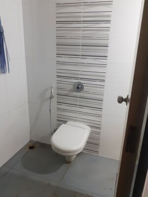 Team Area in 2 BHK Apartment at Uttam Townscapes, Yerawada – for Rent