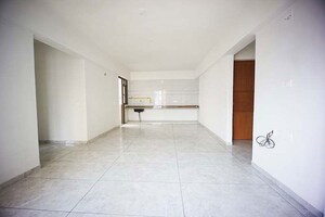 Room in 3 BHK Apartment at Sukirti 54, Shela – for Sale