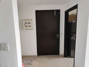 Room in 2 BHK Builder Floor at Sector 23a – for Rent