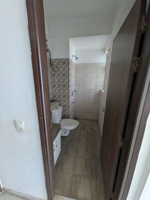 Bathroom in 3 BHK Builder Floor at Sector 21 – for Rent