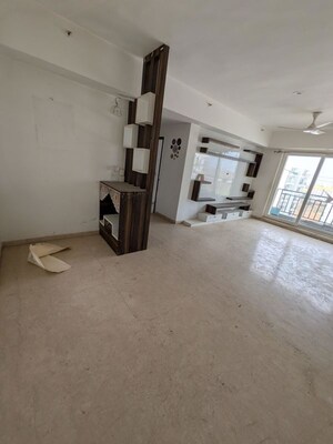 Living Room in 3 BHK Builder Floor at Sector 21 – for Rent