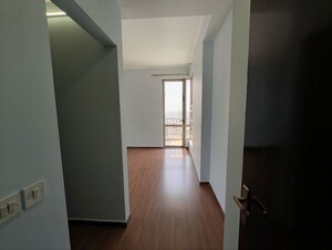 Building Lobby in 3.5 BHK Apartment at Pioneer Park Phase 1, Sector 61 – for Rent