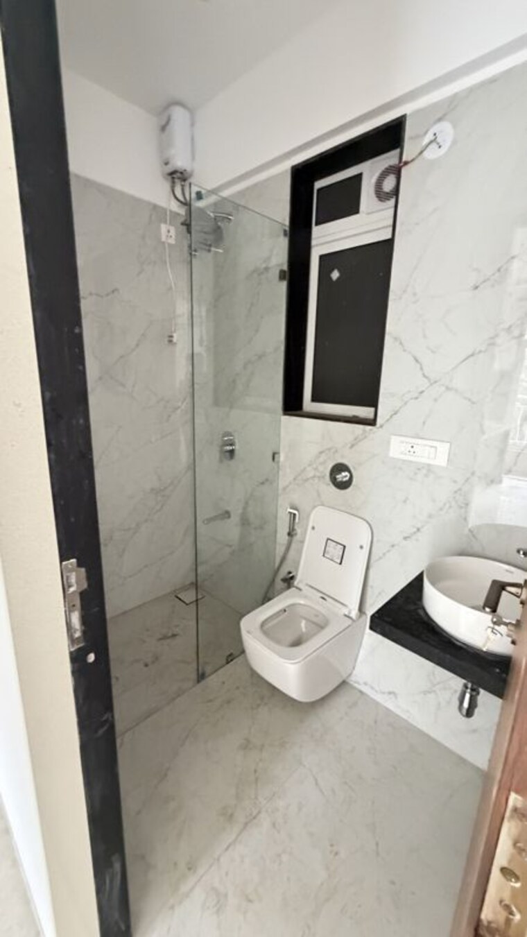 Bathroom, rp-gyan-bhuvan 2 Bedroom 621 Sq.Ft. Apartment In Malad East Mumbai 10698516