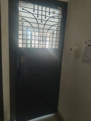 Room in 1 BHK Apartment at Bramha Aangan, Salunkhe Vihar Society – for Sale