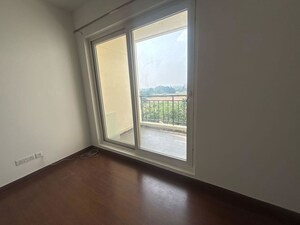 Room in 2 BHK Builder Floor at Sector 22 – for Rent