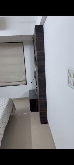 Room in 2 BHK Apartment at Andheri East – for Sale