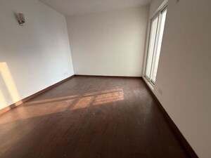 Room in 3 BHK Builder Floor at Sector 22 – for Rent