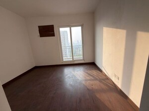 Room in 3 BHK Builder Floor at Sector 22 – for Rent