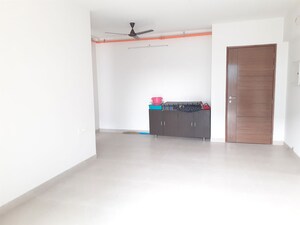 Room in 3 BHK Apartment at Nyati Era, Dhanori – for Sale