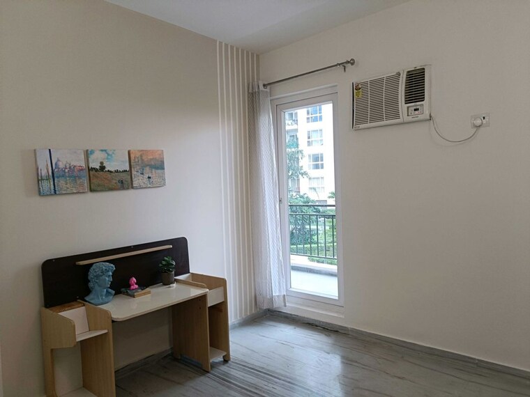 Room, sector 22 3 Bedroom 1600 Sq.Ft. Builder Floor In Sector 22 Gurgaon 10698567