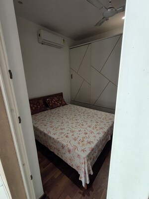 Bedroom in 3 BHK Apartment at Capital Residency 360, Sector 70a – for Rent