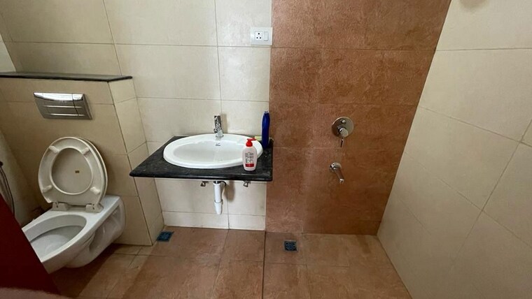 Bathroom, kolte-patil-life-republic 3 Bedroom 1400 Sq.Ft. Apartment In Hinjewadi Pune 10698581