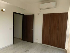 Room in 2 BHK Builder Floor at Sector 23a – for Rent