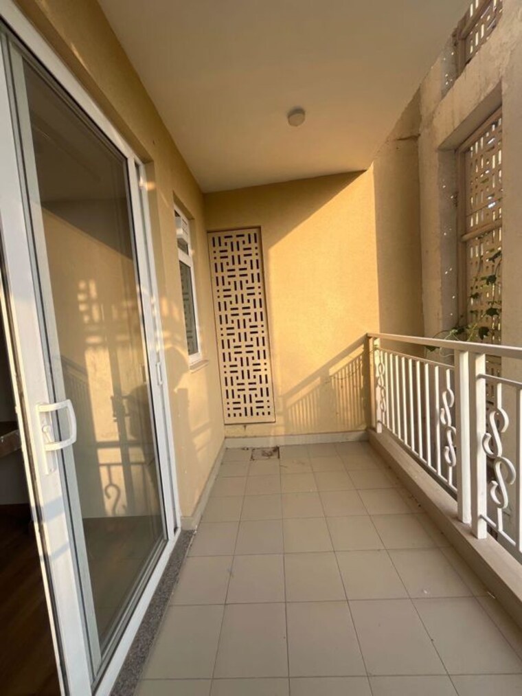 Balcony, sector 23 3 Bedroom 1600 Sq.Ft. Builder Floor In Sector 23 Gurgaon 10698592