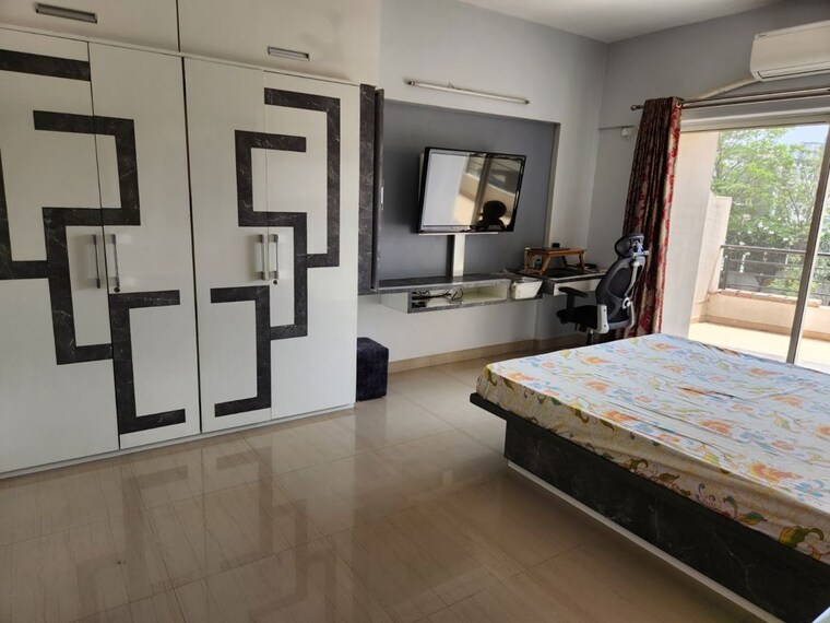 Kitchen, landmark-garden 4 Bedroom 2950 Sq.Ft. Apartment In Kalyani Nagar Pune 10698594