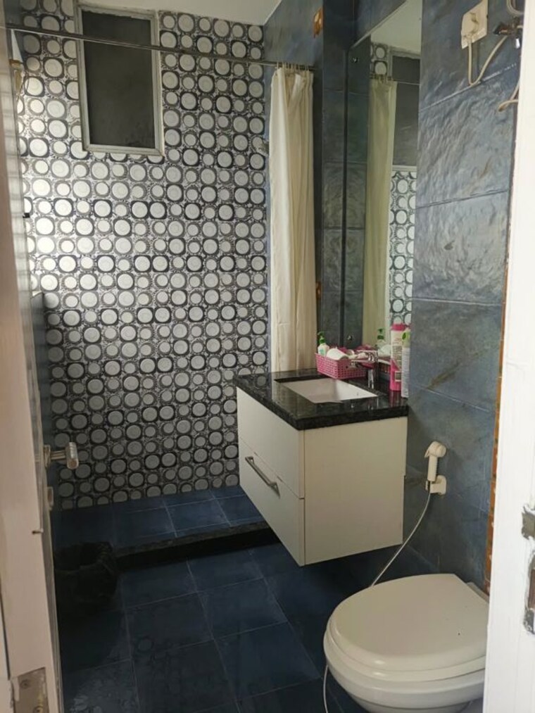 Bathroom, ireo-uptown 3 Bedroom 1815 Sq.Ft. Apartment In Sector 66 Gurgaon 10698611