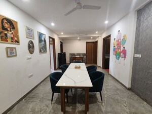 Dining area in  Pg at Sector 43 – for Rent