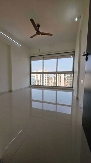 Room in 3 BHK Apartment at Godrej Central, Chembur – for Sale