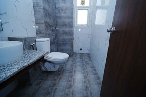 Bathroom in 2 BHK Builder Floor at Sector 21 – for Rent