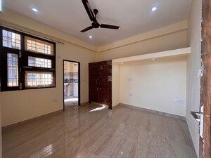 Room in 1 BHK Apartment at Freedom Fighters Enclave – for Rent