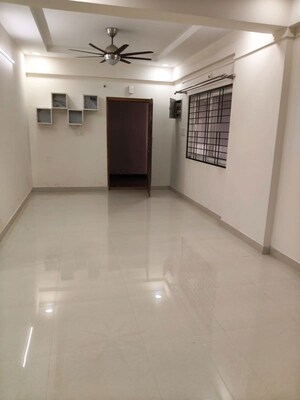 Room in 3 BHK Apartment at Laqshya IT Heights, Gachibowli – for Rent