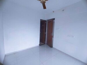 1 BHK Apartment For Rent in Metropolis Bayside, Kasarvadavali