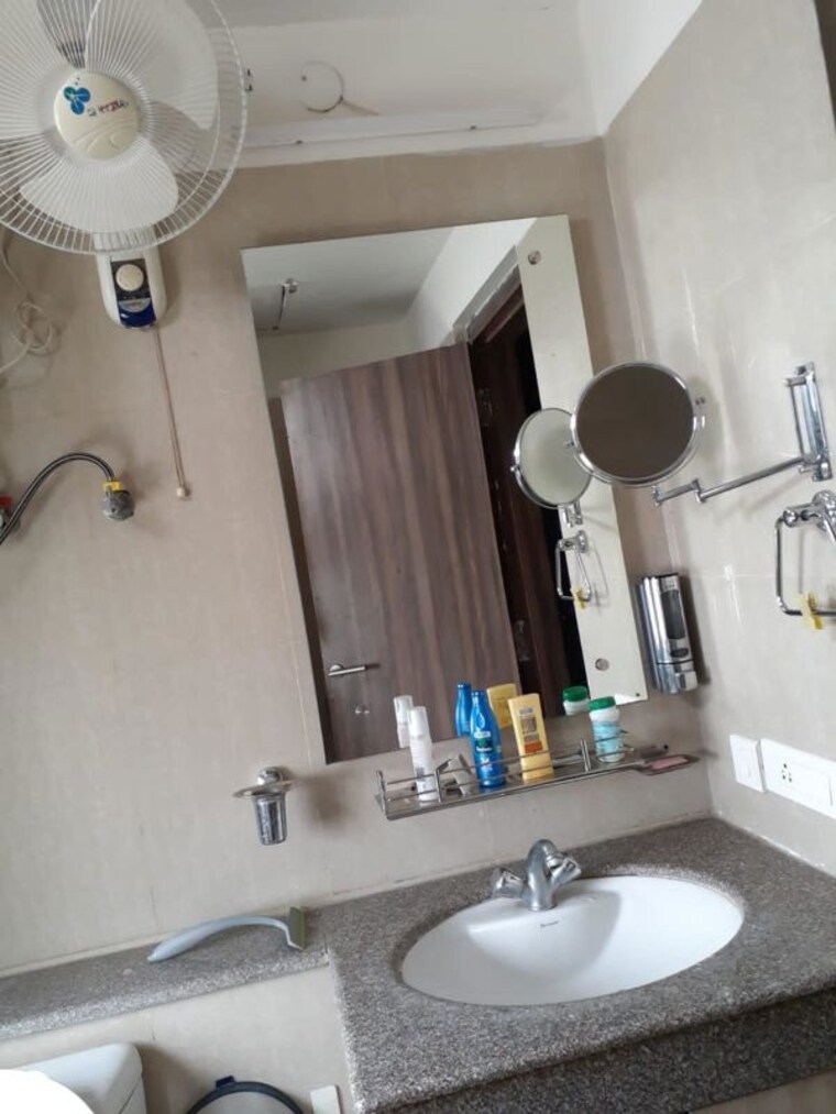 Team Area, sector 21 3 Bedroom 1600 Sq.Ft. Builder Floor In Sector 21 Gurgaon 10698662