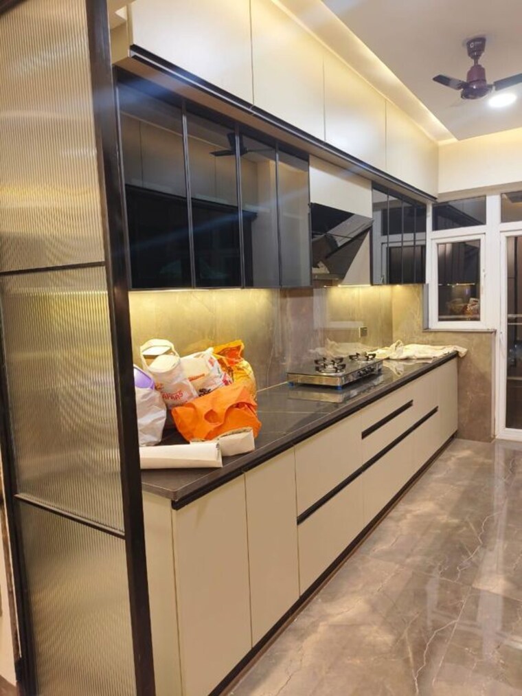 Kitchen, sector 21 3 Bedroom 1650 Sq.Ft. Builder Floor In Sector 21 Gurgaon 10698684